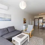 Helena Sea Breeze - Living With Pools & Full Facilities شقة Rizokarpaso