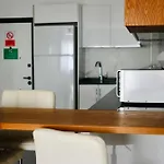 Helena Sea Breeze - Living With Pools & Full Facilities Apartamento