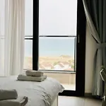 Helena Pool At Caesar Blue Resort: Wellness Retreat Apartment *