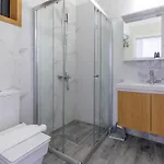 Helena Sea Breeze - Living With Pools & Full Facilities Apartamento *