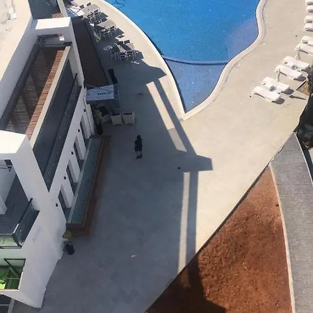 Helena Pool At Caesar Blue Resort: Wellness Retreat Apartment Rizokarpaso