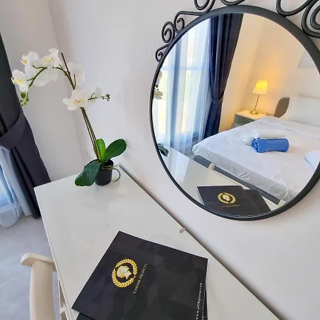 Helena Pool At Caesar Blue Resort: Wellness Retreat Apartment Rizokarpaso