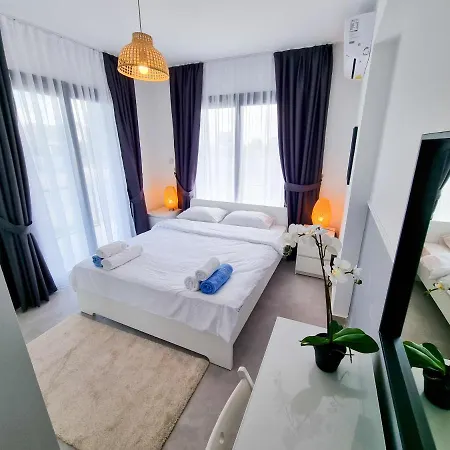 Helena Pool In Caesar Blue Including Breakfast Available 4pm, Gym, Heated Swimming Pool, Hammam, Sauna * Rizokarpaso