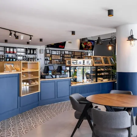 Daire Helena Sea Breeze - Living With Pools & Full Facilities Rizokarpaso