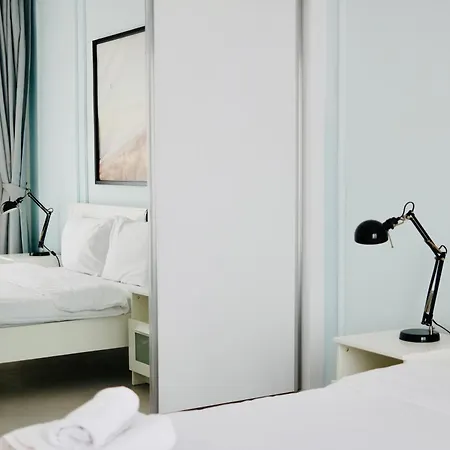 شقة Helena Sea Breeze - Living With Pools & Full Facilities *