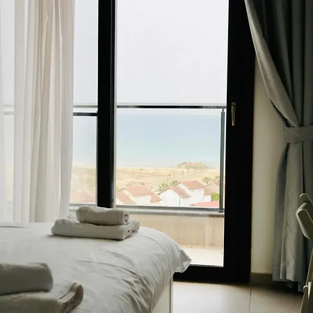 Helena Sea Breeze - Living With Pools & Full Facilities Διαμέρισμα *